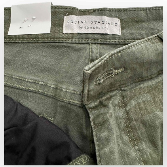 NWT Social Standard by Sanctuary High Rise Skinny Ankle Jeans 10/30 Camo 775 - Picture 4 of 7